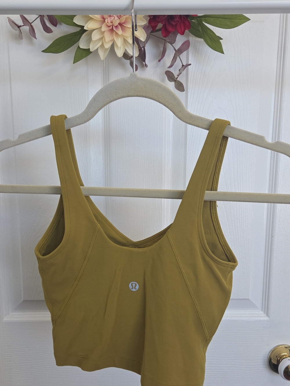 lululemon athletica Mustard Yellow Scoop Neck Sports Bra Tank Size 0